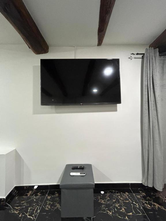 Valentino Luxury Suites Napoli Bagian luar foto