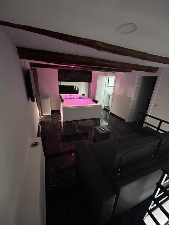 Valentino Luxury Suites Napoli Bagian luar foto