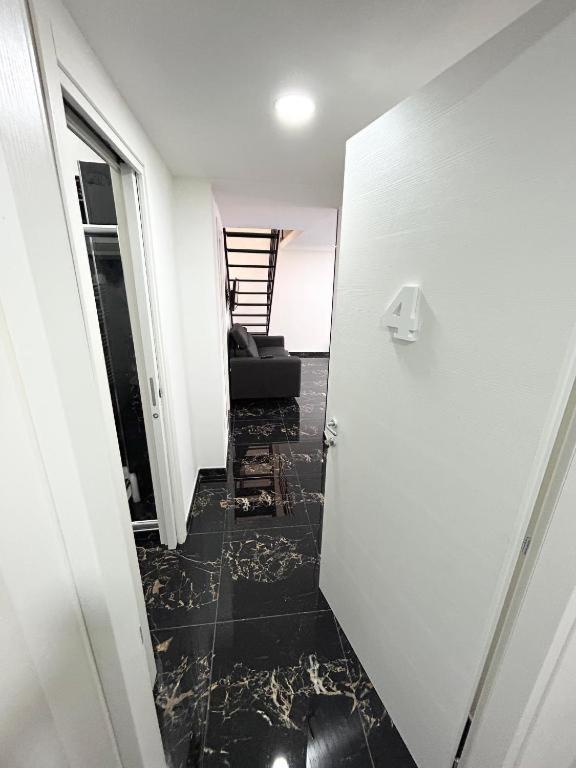 Valentino Luxury Suites Napoli Bagian luar foto
